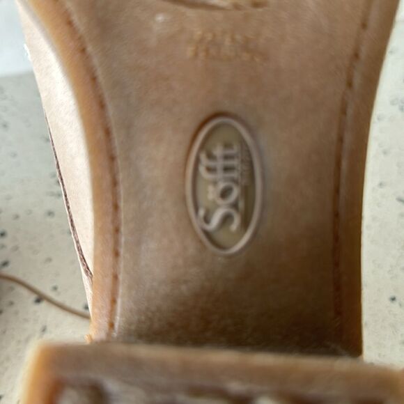 Sofft Sondra Light Taupe Leather Embossed Floral Block Heel Ankle Boots Size 9.5 - Picture 13 of 14